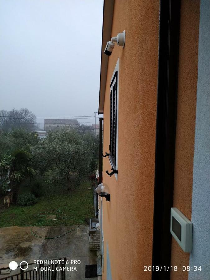 Apartment Dorina ブイェ エクステリア 写真